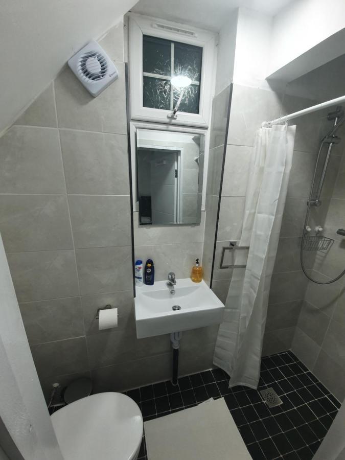 Beautiful Rooms Shaw St And Pine St Bury  Buitenkant foto