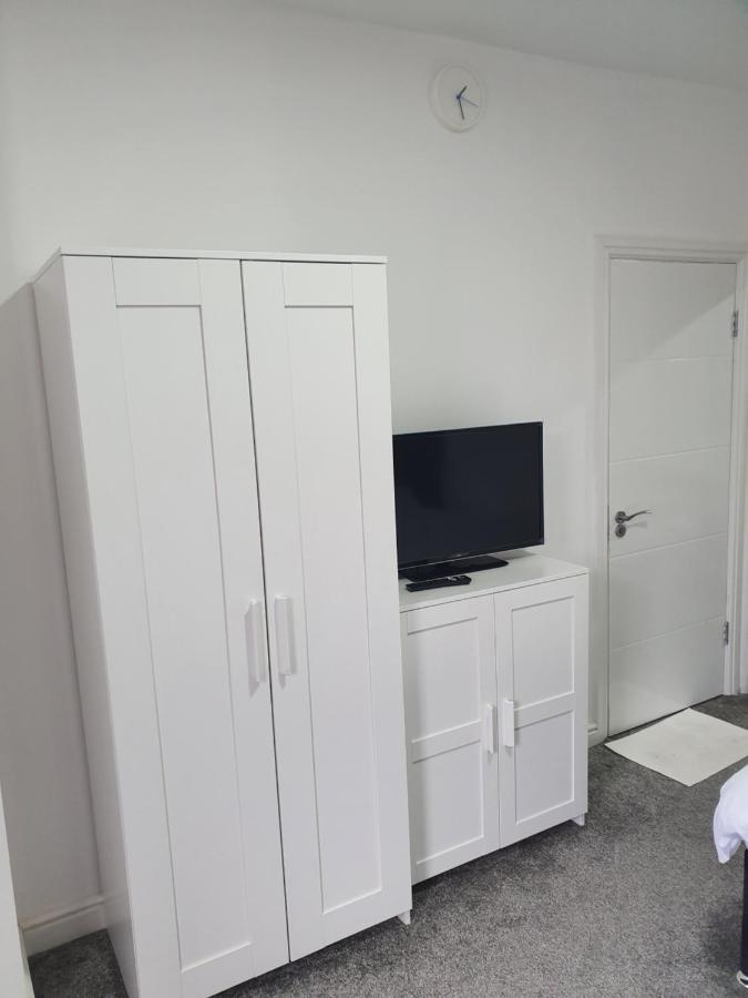 Beautiful Rooms Shaw St And Pine St Bury  Buitenkant foto