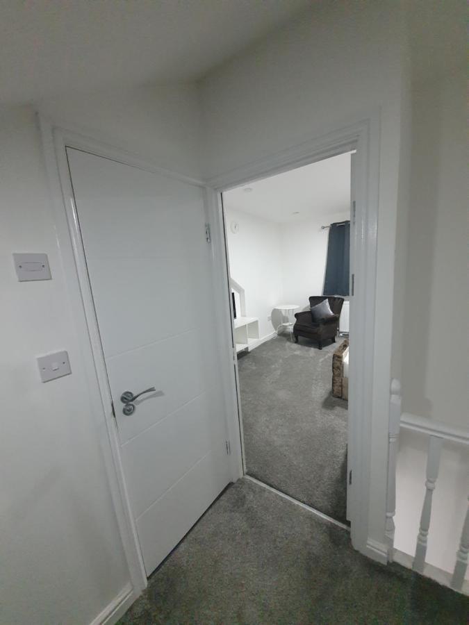Beautiful Rooms Shaw St And Pine St Bury  Buitenkant foto
