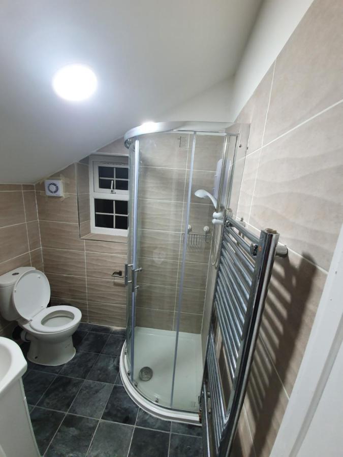 Beautiful Rooms Shaw St And Pine St Bury  Buitenkant foto